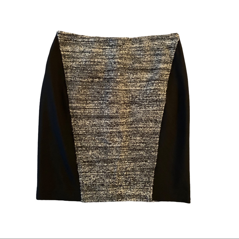 Grey and black skirt with stretchy side panels Ann Taylor size 10